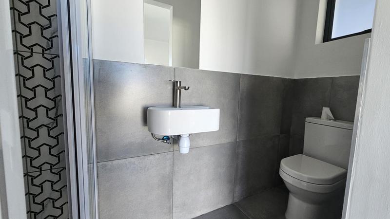 4 Bedroom Property for Sale in Shelley Point Western Cape